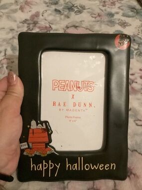 New Rae Dunnx Peanuts Halloween Picture Frame- happy Halloween /4x6”